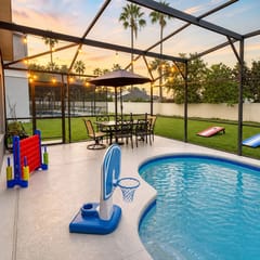 Heated Pool~Windsor Resort~Near Disney~Game Room