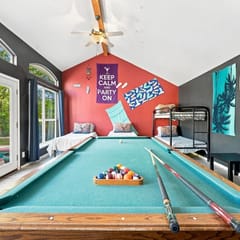 Private Pool Oasis~Pool Table~BBQ~Pool House