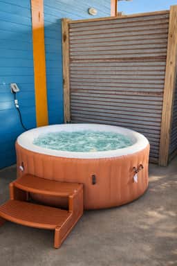 Hot tub-King Bed-Walk to Beach-Three Little Birds - Image 4