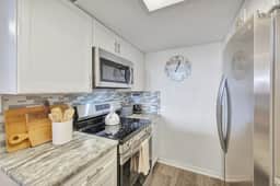 Near Beach~Pool~BBQ~Balcony~Beach Access - Image 4