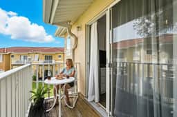 Resort stay~Pool Access~Peaceful Retreat~Balcony - Image 3