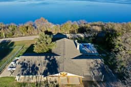 Walk to Lake Whitney~Fire Pit~BBQ Grill~King Bed - Image 2