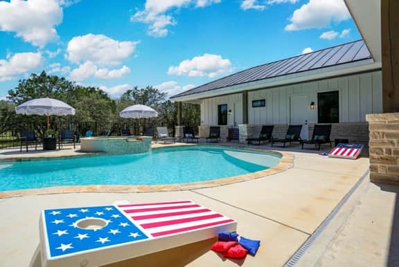 Movie Theater~Heated Pool-Hot Tub~Games - Image 3