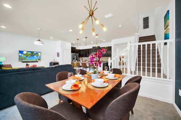 Oasis w/Heated Pool~Marvel &Nemo rooms~Near Disney - Image 4
