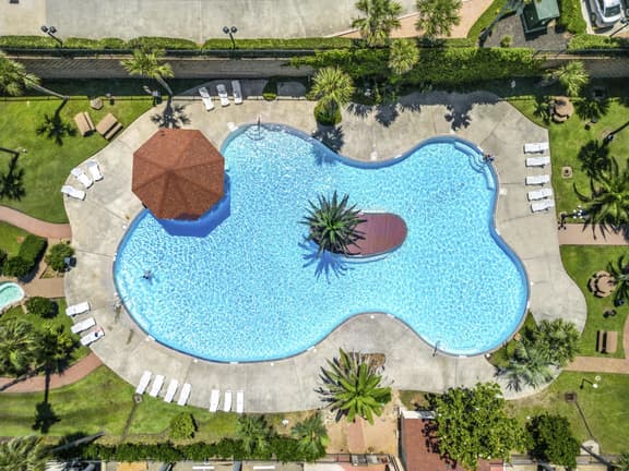 Oceanview Condo~Heated Pool~Panoramic Balcony Views - Image 1