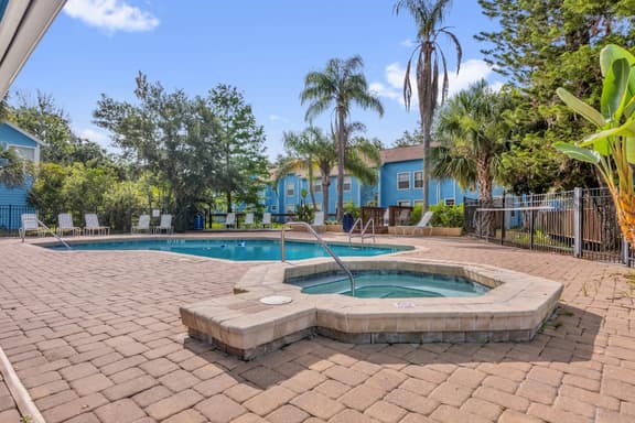Resort Stay~Near Disney~Bright~Gym~Hot Tub - Image 1