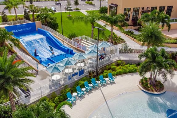 Solara Resort~Heated Pool~Near Disney~Fresh Home - Image 1
